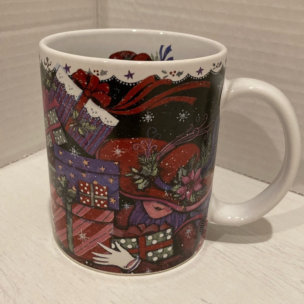 Lang & Wise Vintage Festive Red Hats Mug Cup Susan Winget Whimsical Design Y2K